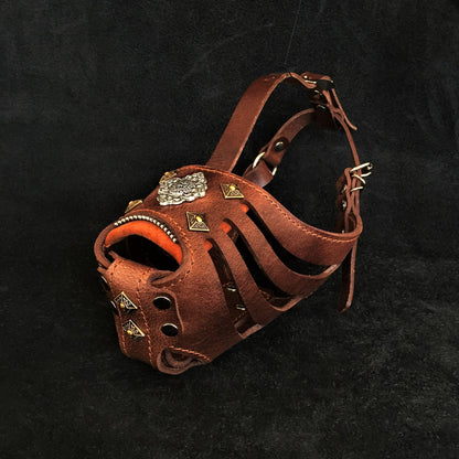 Tamnosmeđa brnjica „Aztec”