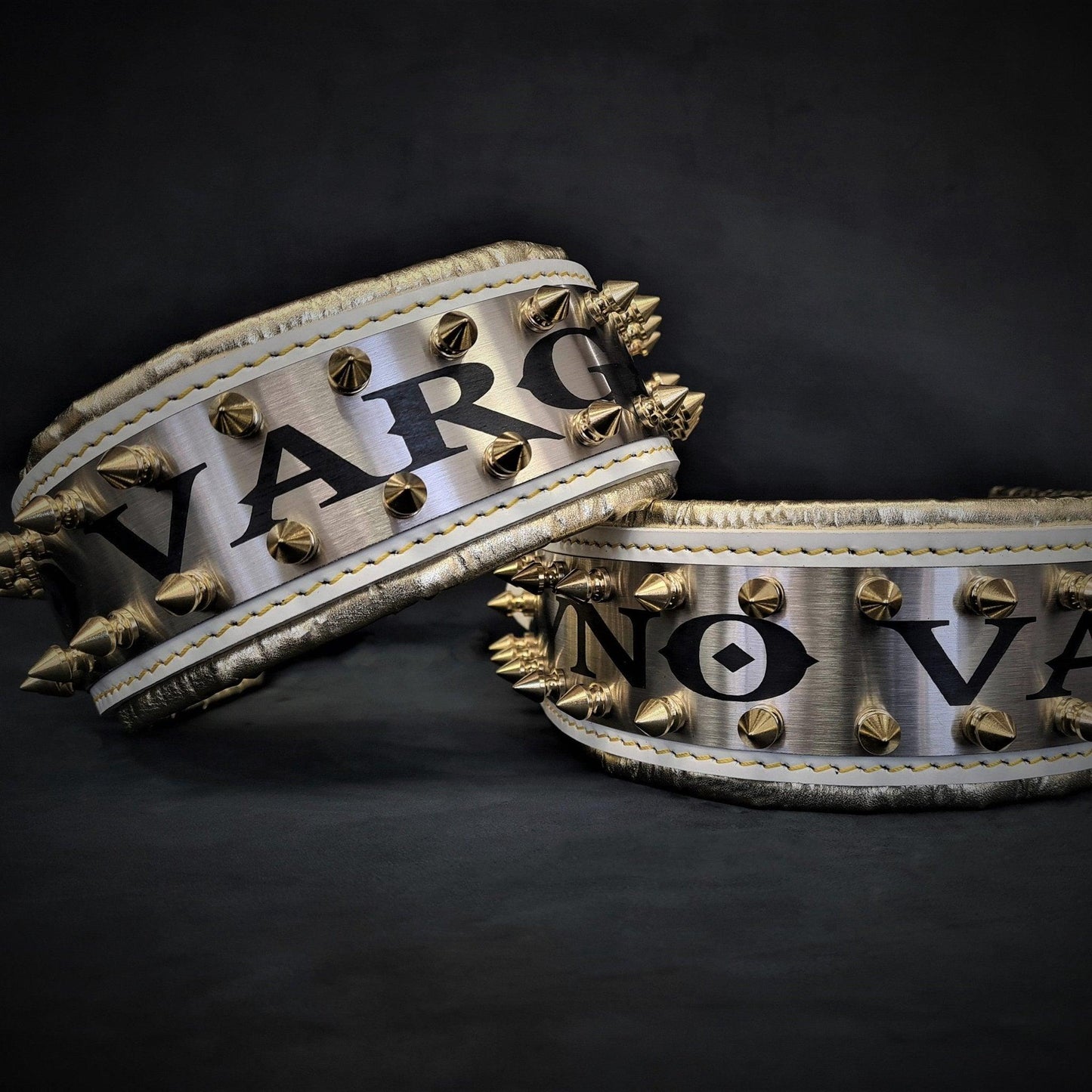 "Metal" ogrlica bijelo-zlatna - personalizirana!
